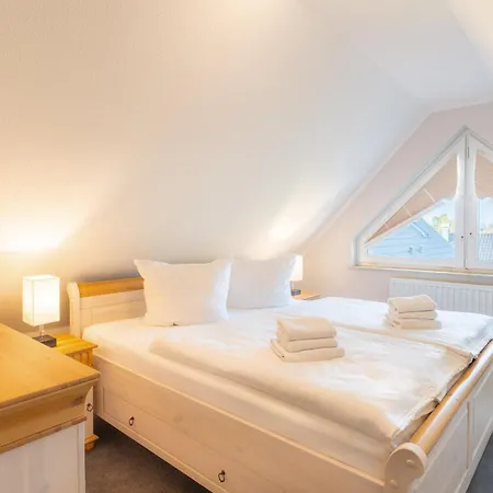 Haus Mone 01