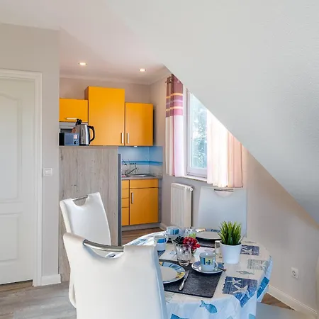Haus Mone 01 Zinnowitz
