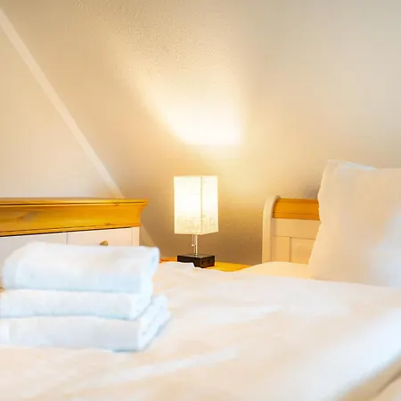 Apartment Haus Mone 01 *